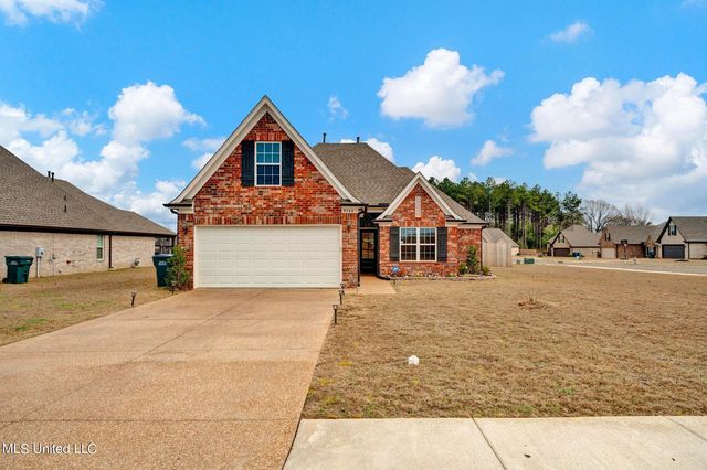 8544 Freddie Marie Dr, Southaven, MS 38672