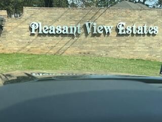 Pleasant View Rd #I, Russellville, AR 72802