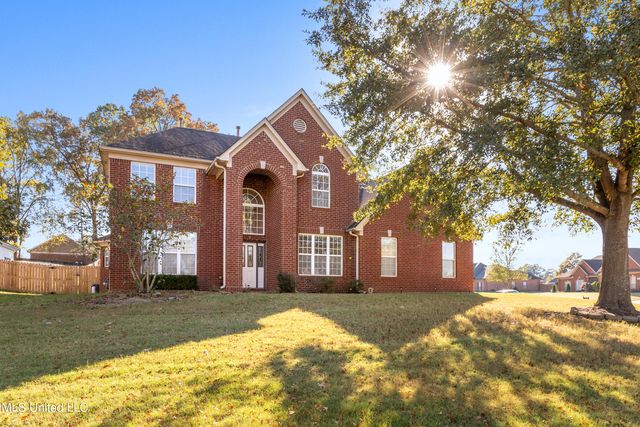 5760 New Pointe Dr, Southaven, MS 38672