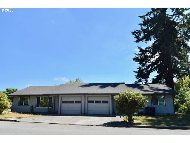625 Hassett St, Brookings, OR 97415