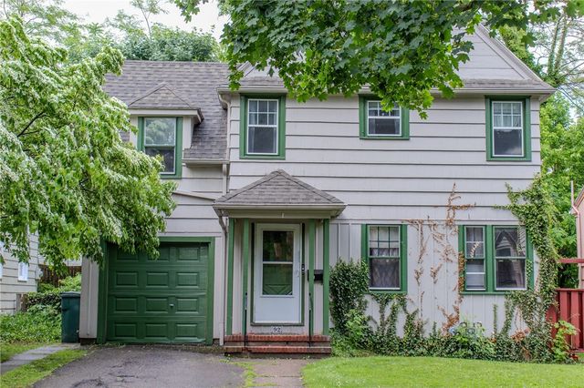 92 Arvine Hts, Rochester, NY 14611