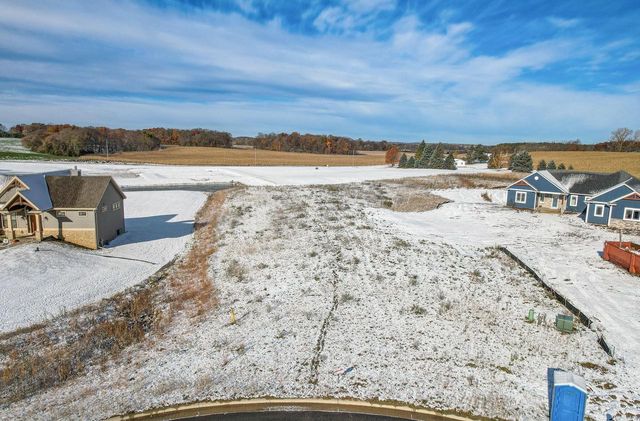 5785 THULL COURT LOT Lt18, West Bend, WI 53095