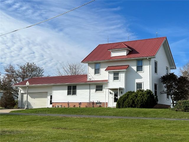 2070 77th St, Blairstown, IA 52209