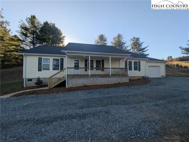47 Peacock Lane, Sparta, NC 28675
