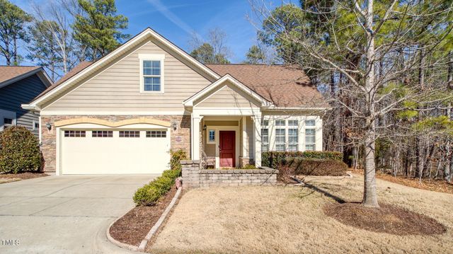 7520 Courtyard Pl, Cary, NC 27519