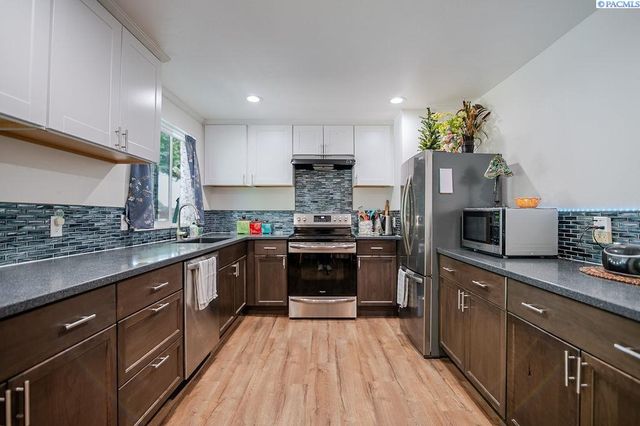 4004 S  Jean St, Kennewick, WA 99337