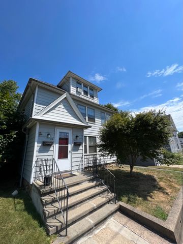 28 Fleet St #28, Bridgeport, CT 06606