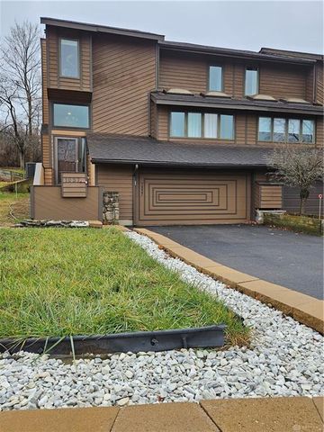1037 Golfview Dr, Middletown, OH 45042