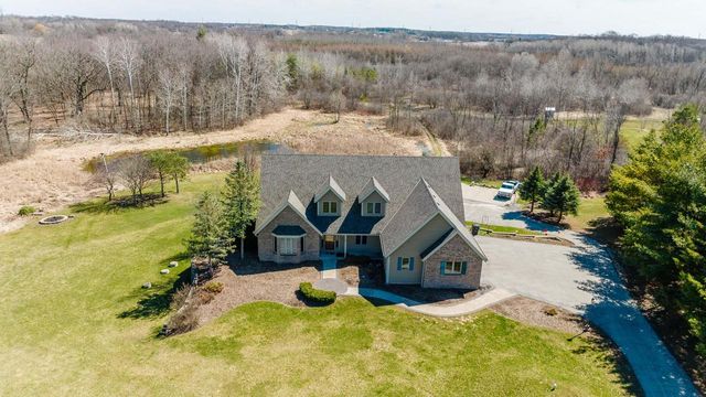 22429 8 Mile ROAD WEST West, Muskego, WI 53150
