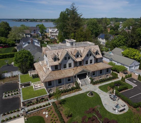 165 Shore Rd #D, Old Greenwich, CT 06870