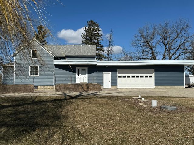 6577 SW 22nd Ave, Owatonna, MN 55060