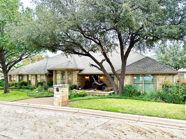 14 Fairway Dr, Sweetwater, TX 79556