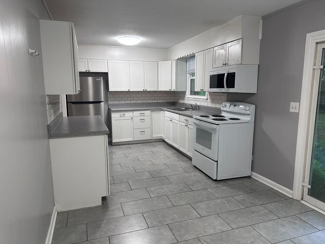 3304 Caywood Dr NW, Huntsville, AL 35810