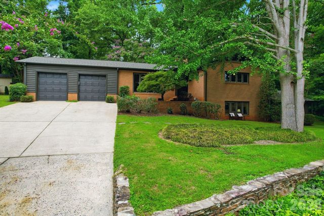 515 Dogwood Ln, Belmont, NC 28012
