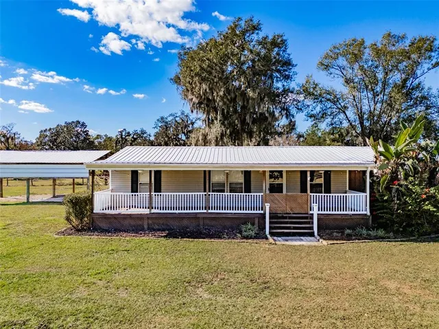 18832 Dorman Rd, Lithia, FL 33547