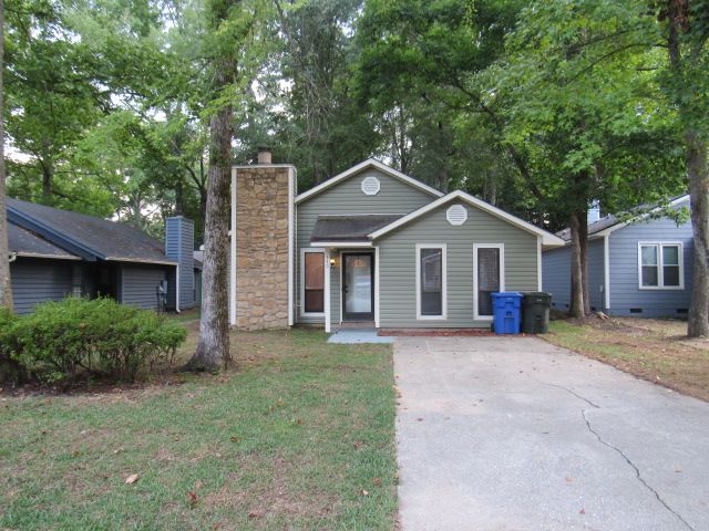 540 Crooked Creek Ct, Fayetteville, NC 28301