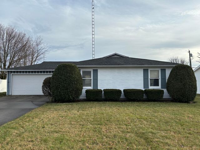 611 Fairview Dr, Coldwater, OH 45828