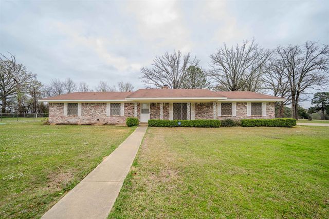 475 Fairway Dr, Gilmer, TX 75645