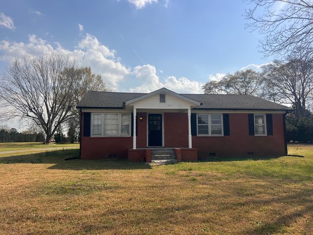 1638 Evans Rd, Princeton, NC 27569