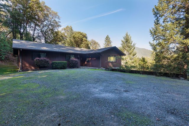 6335 Donaldson Rd, Grants Pass, OR 97526