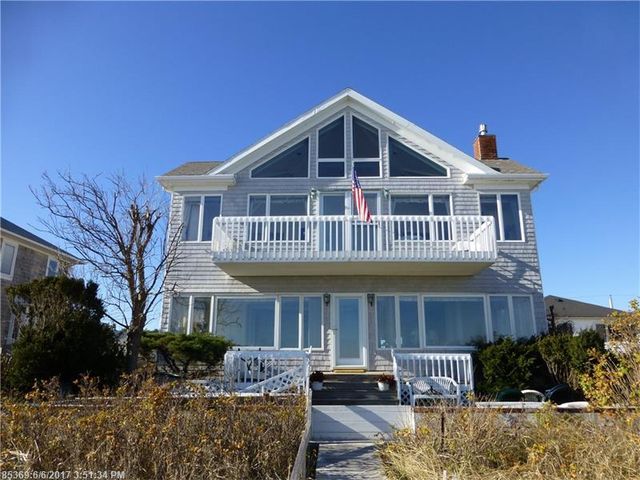 46 Wavelet St, Old Orchard Beach, ME 04064