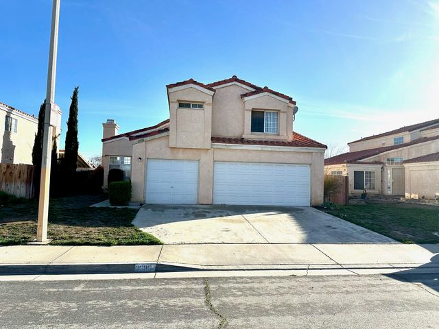 2308 Mulberry Ave, Lancaster, CA 93535