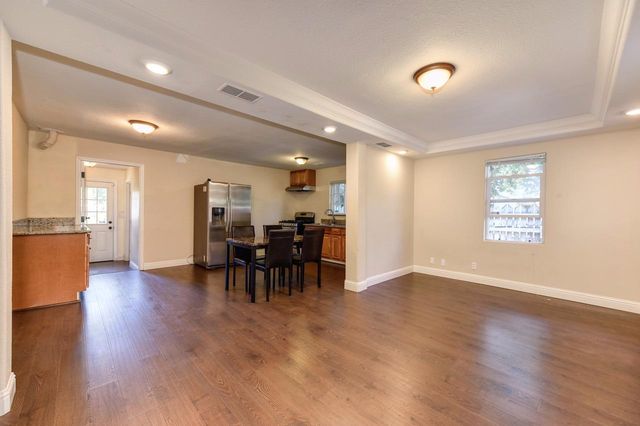 2760 American Ave, Sacramento, CA 95833