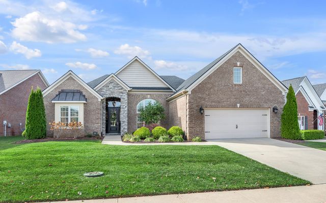 457 Weston Park, Lexington, KY 40515