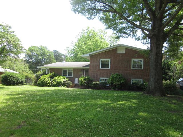 2724 Duke Homestead Rd, Durham, NC 27705