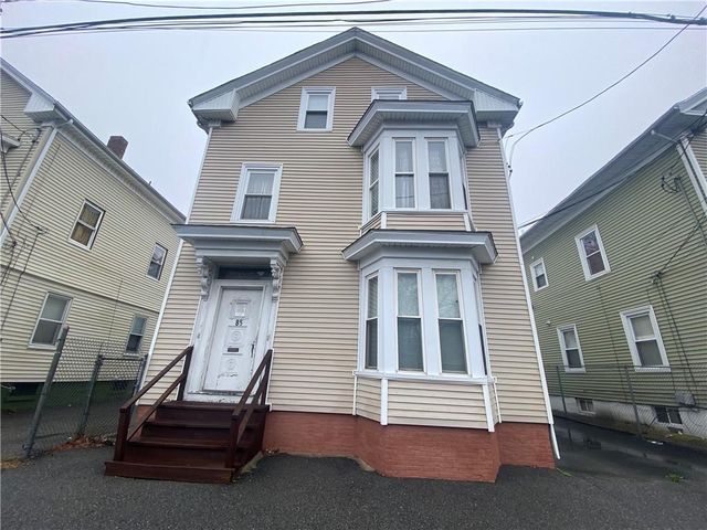 85 Waverly St, Providence, RI 02907