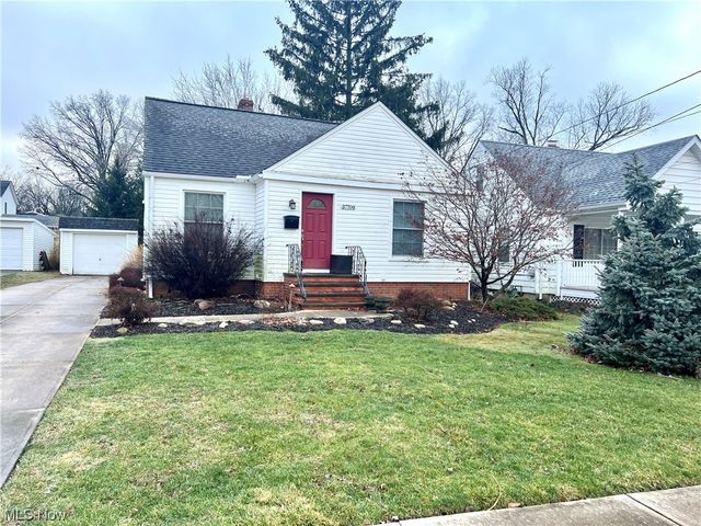 37708 Sharpe Ave, Willoughby, OH 44094
