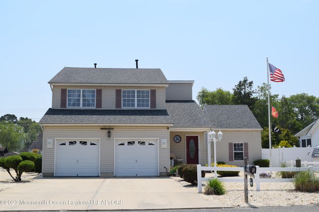 209 Clearwater Drive, Forked River, NJ 08731