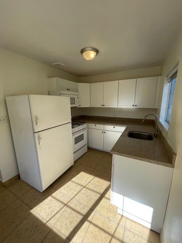 68730 E St #C, Cathedral City, CA 92234
