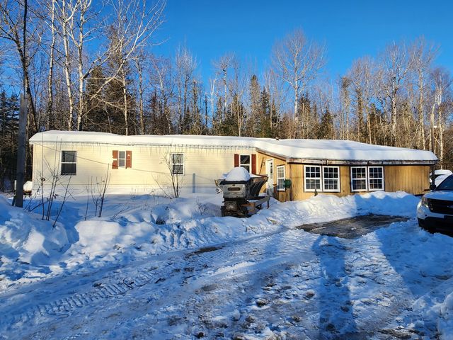 1038 Foster Hill Road, Strong, ME 04983