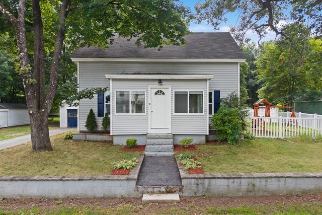 10 Pine St, Westford, MA 01886