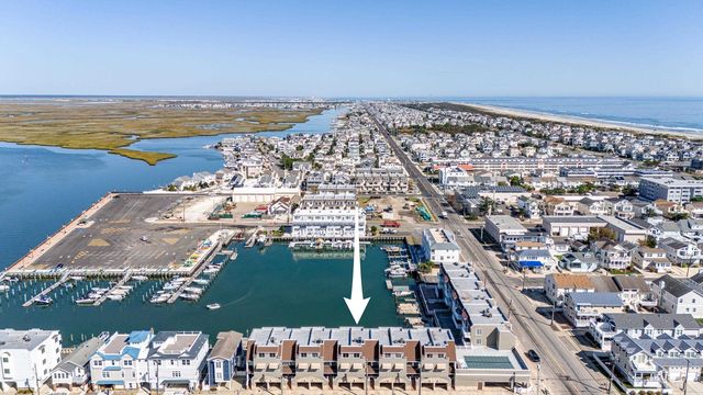 310 83rd St   #5, Stone Harbor, NJ 08247