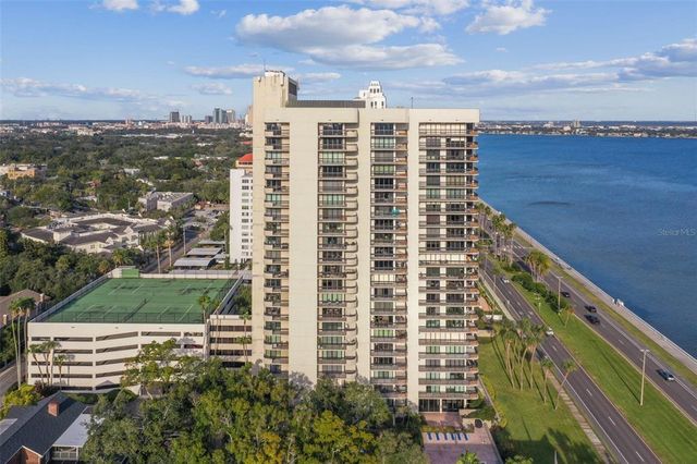 2413 Bayshore Blvd #1404, Tampa, FL 33629