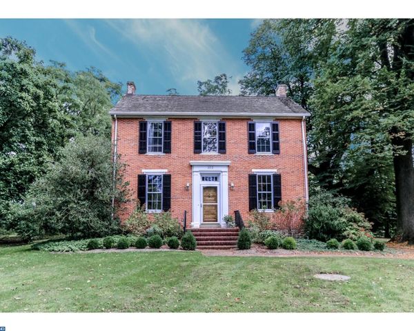 102 Pennfield Dr, Kennett Square, PA 19348