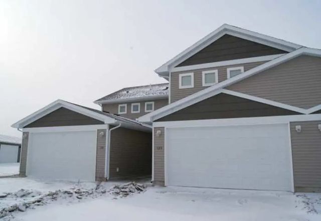 118 30th St E #6183dbfa3, Williston, ND 58801