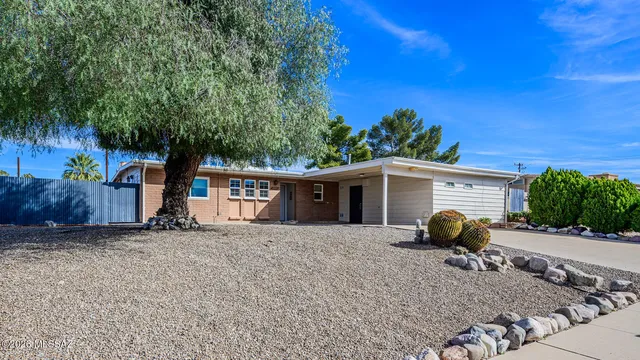 7471 E  Victoria Dr, Tucson, AZ 85730