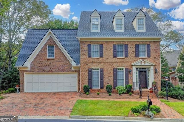 1960 Clairborne Ct, Dunwoody, GA 30338