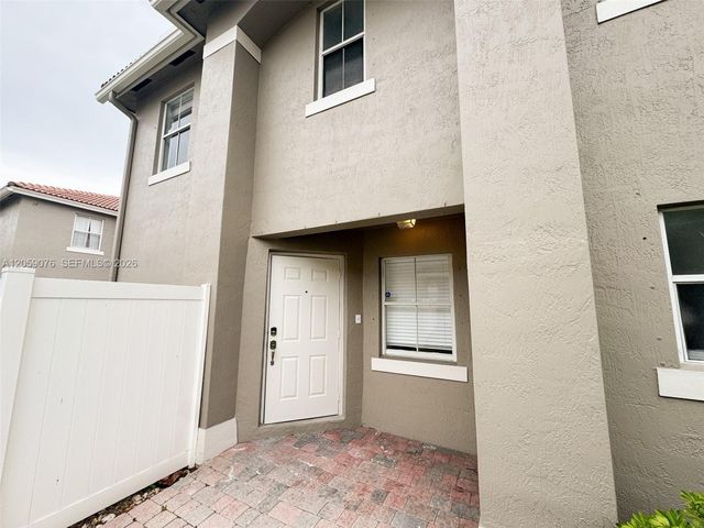 12615 SW 54th Ct, Hollywood, FL 33027