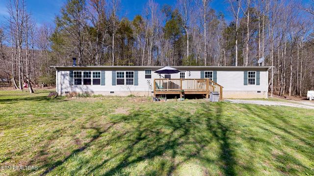 5009 Mathis Branch Rd, Cosby, TN 37722