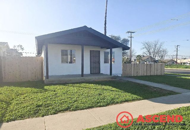 529 Main St, Delano, CA 93215