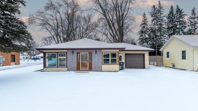 205 West CLARK STREET, Spencer, WI 54479