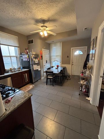 2718 N  Wilton Ave #3, Chicago, IL 60614