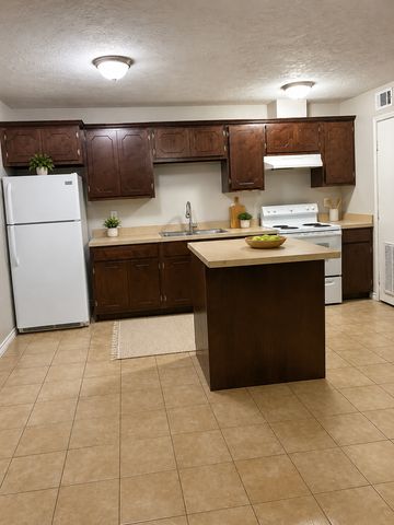 1102 Ann St #6, Pasadena, TX 77506