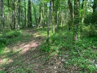 Country Club Rd   #A-B, Hendersonville, NC 28739