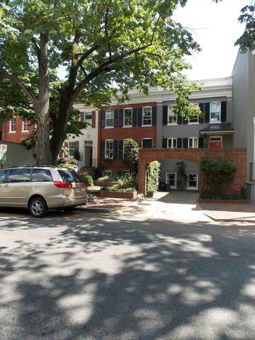 3414 Prospect St NW, Washington, DC 20007