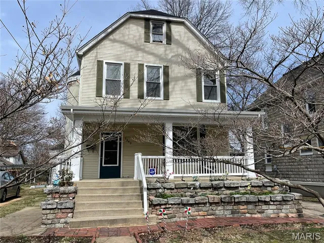 7349 Elm Ave, Saint Louis, MO 63143